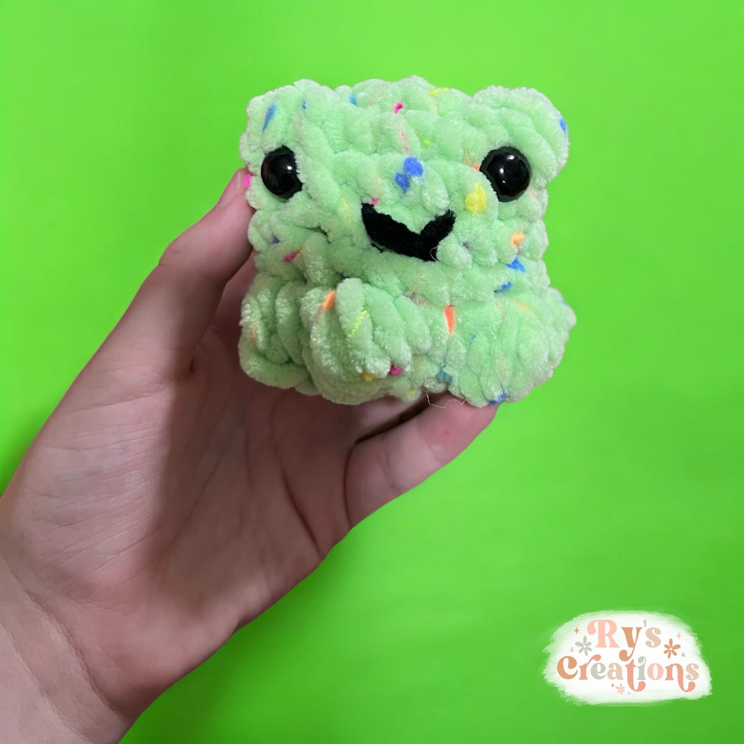 Small Frog Plushie