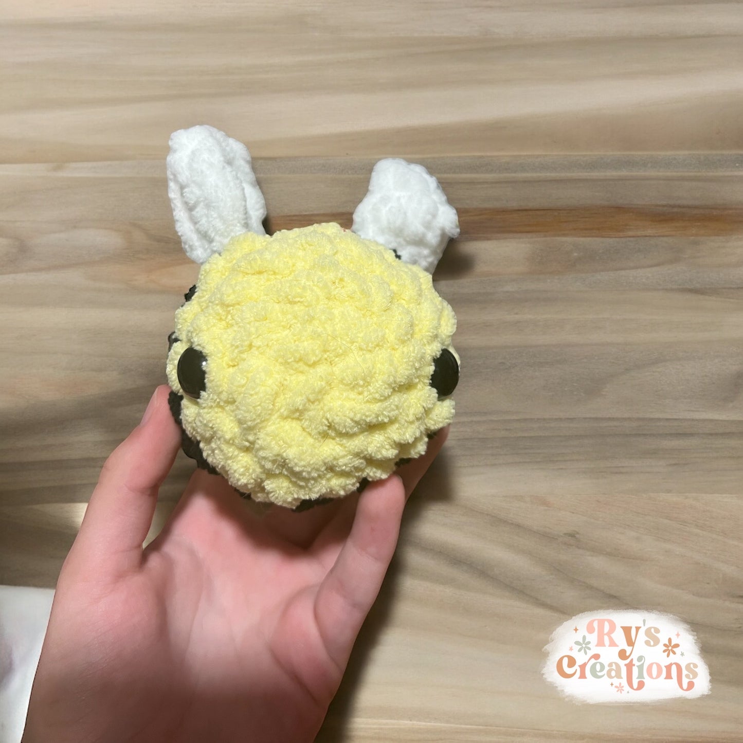 Small Bee Plushie